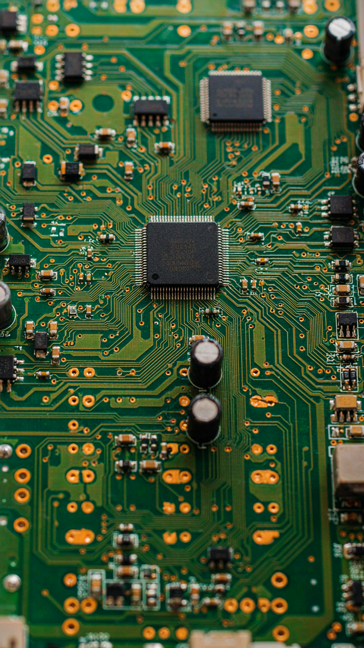 A detailed circuit board with many interconnected parts and feedback loops.